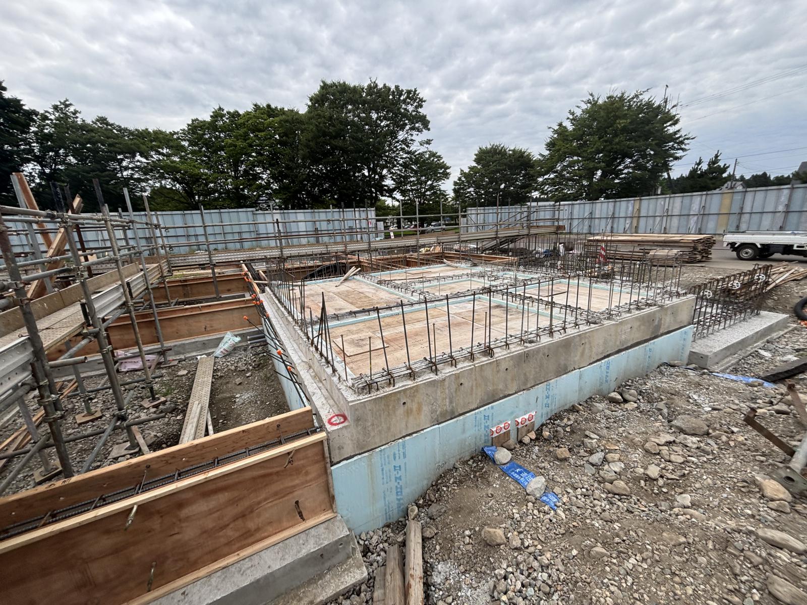 型枠工事：職員用トイレ付近付近（型枠組立）の写真